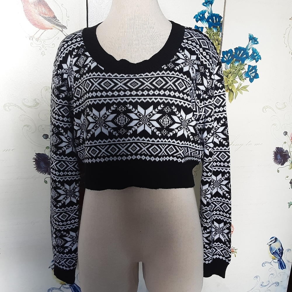 CROP SWEATER
